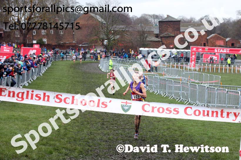 Senior girls 2019 New Balance English Schools Cross Country Champs, Temple Newsam, Leeds. Photo:  David T. Hewitson/Sports for All Pics
